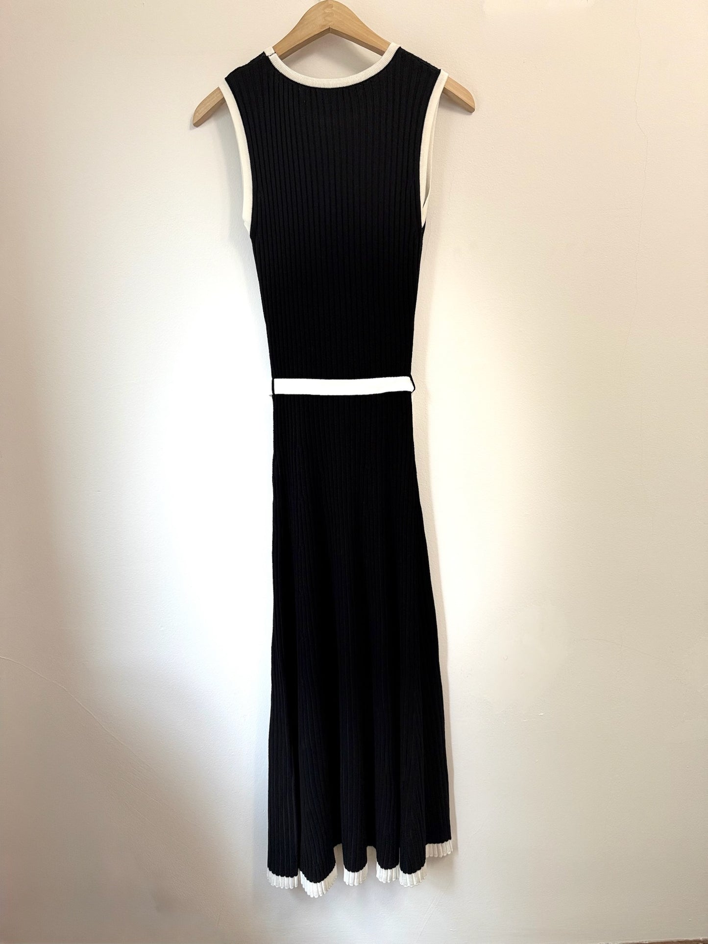 Contrast Sweater Midi Dress